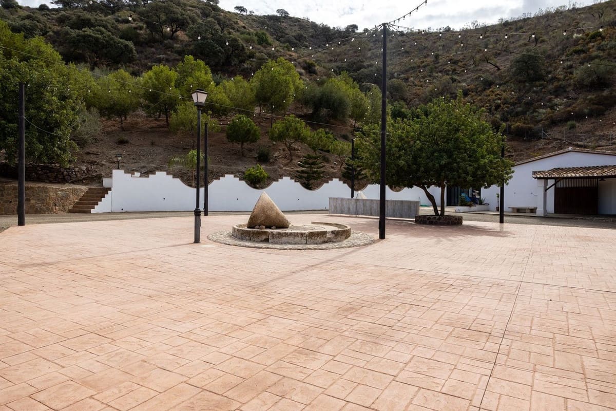 9 soverom Finca/Herregård til salgs i Malaga by - € 2 100 000 (Ref: 9353367)