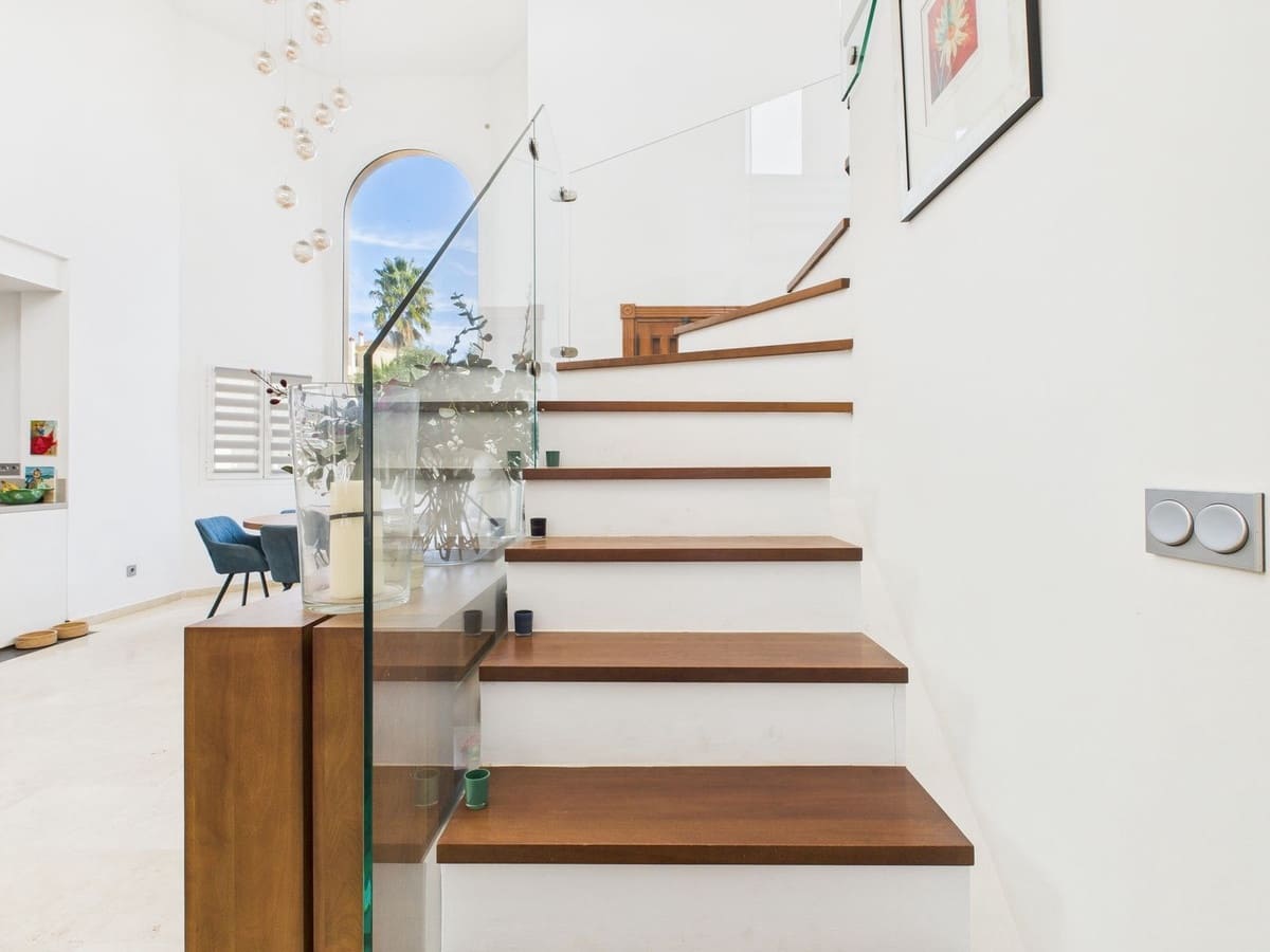 3 makuuhuone Huoneisto myytävänä paikassa San Roque - 649 995 € (Ref: 9382523)