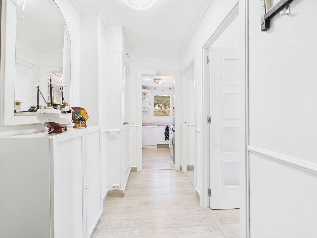 2 makuuhuone Huoneisto myytävänä paikassa La Duquesa / Puerto de la Duquesa - 330 000 € (Ref: 9406431)