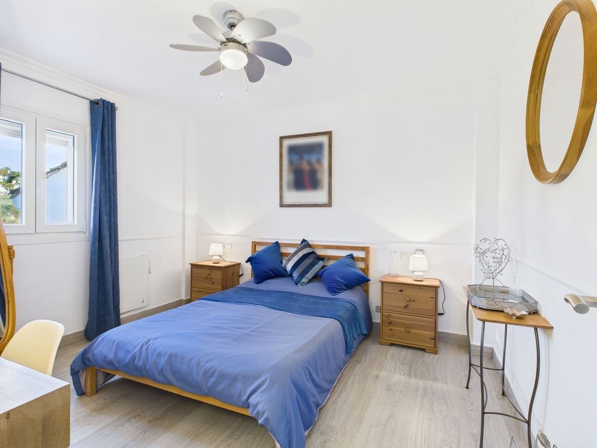 2 makuuhuone Huoneisto myytävänä paikassa La Duquesa / Puerto de la Duquesa - 330 000 € (Ref: 9406431)