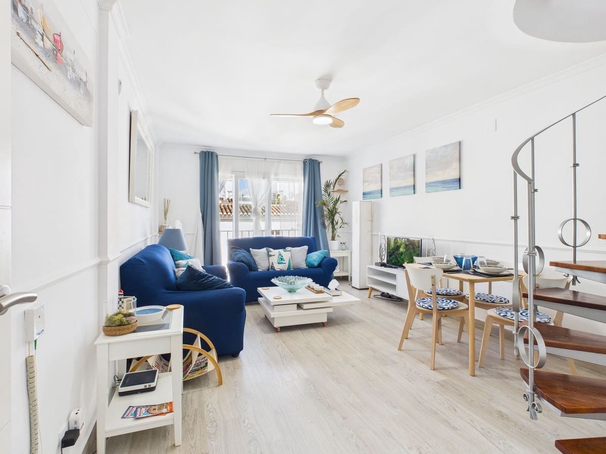 2 makuuhuone Huoneisto myytävänä paikassa La Duquesa / Puerto de la Duquesa - 330 000 € (Ref: 9406431)