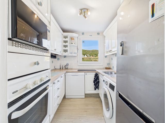 2 makuuhuone Huoneisto myytävänä paikassa La Duquesa / Puerto de la Duquesa, Manilva - 330 000 € (Ref: 9406431)