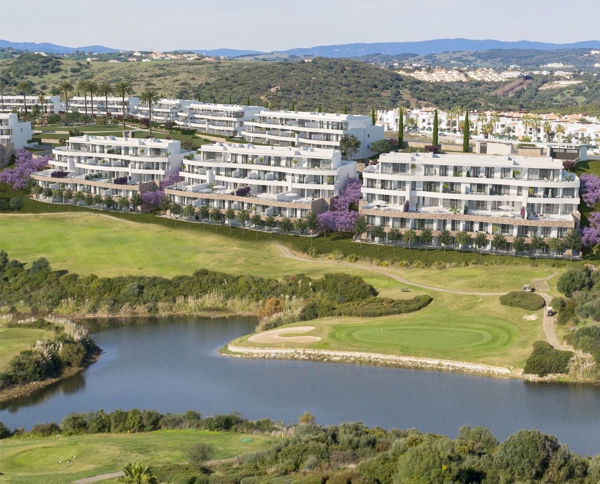 3 quarto Apartamento para venda em La Alcaidesa - 719 000 € (Ref: 9418923)