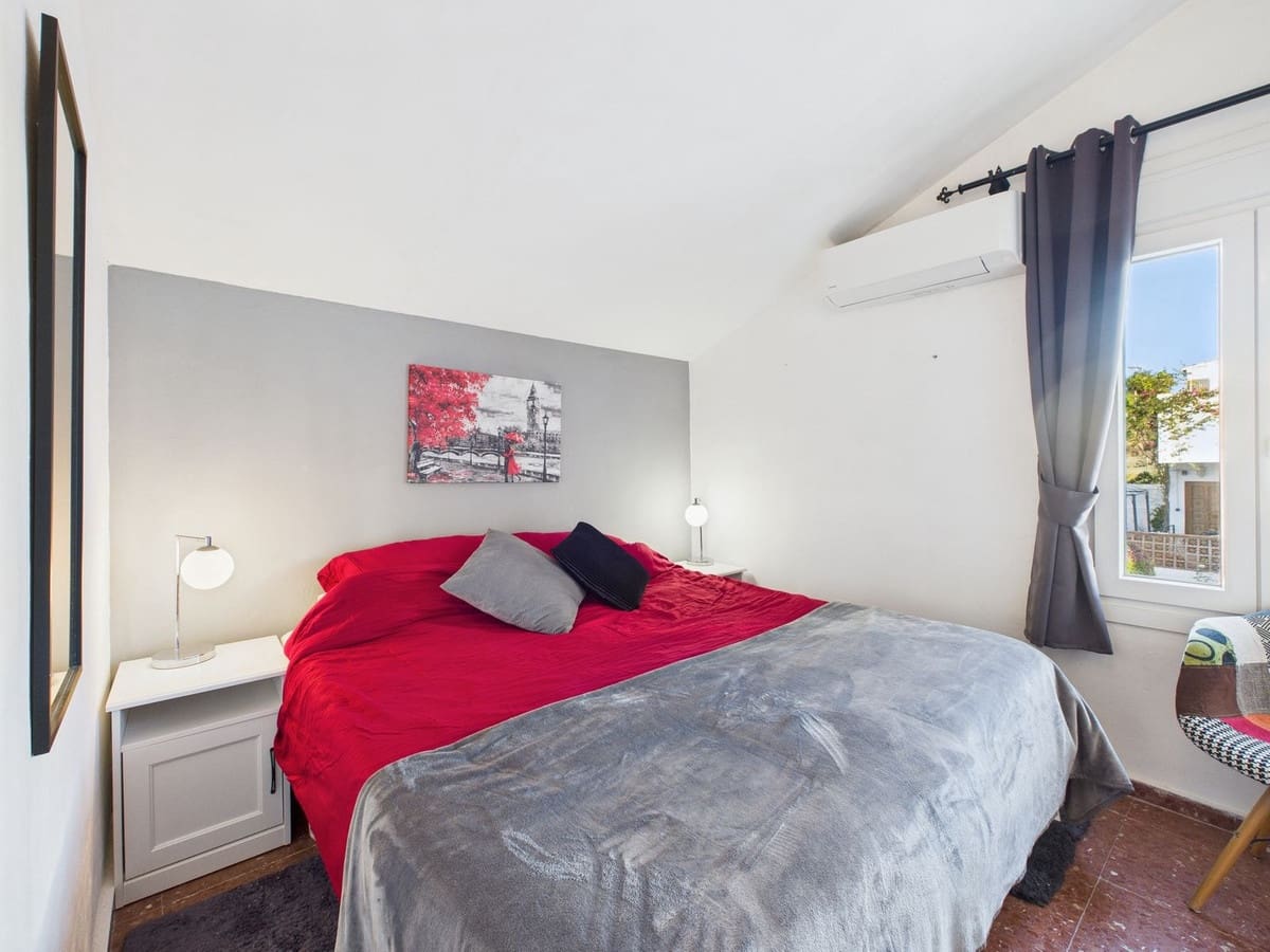 3 sypialnia Willa na sprzedaż w Estepona z basenem - 390 000 € (Ref: 9422198)