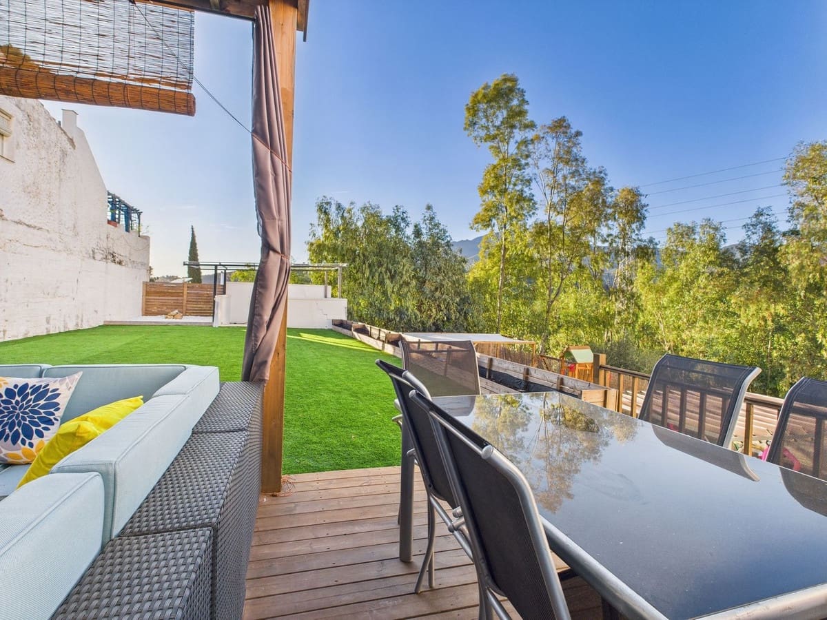 3 sypialnia Willa na sprzedaż w Estepona z basenem - 390 000 € (Ref: 9422198)