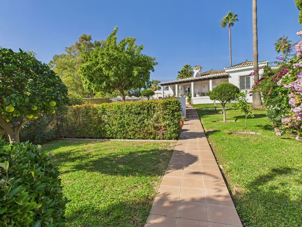 4 quarto Moradia para venda em El Padron com piscina - 795 000 € (Ref: 9422199)