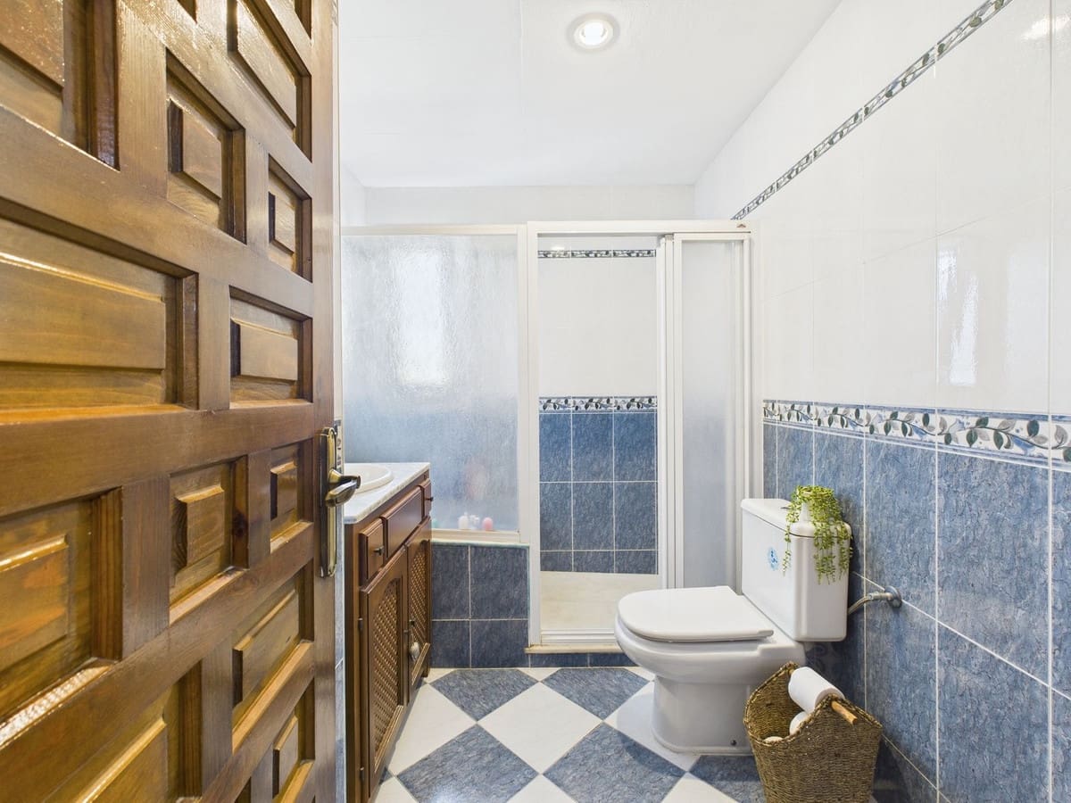 4 bedroom Villa for sale in El Padron - € 795,000 (Ref: 9422199)