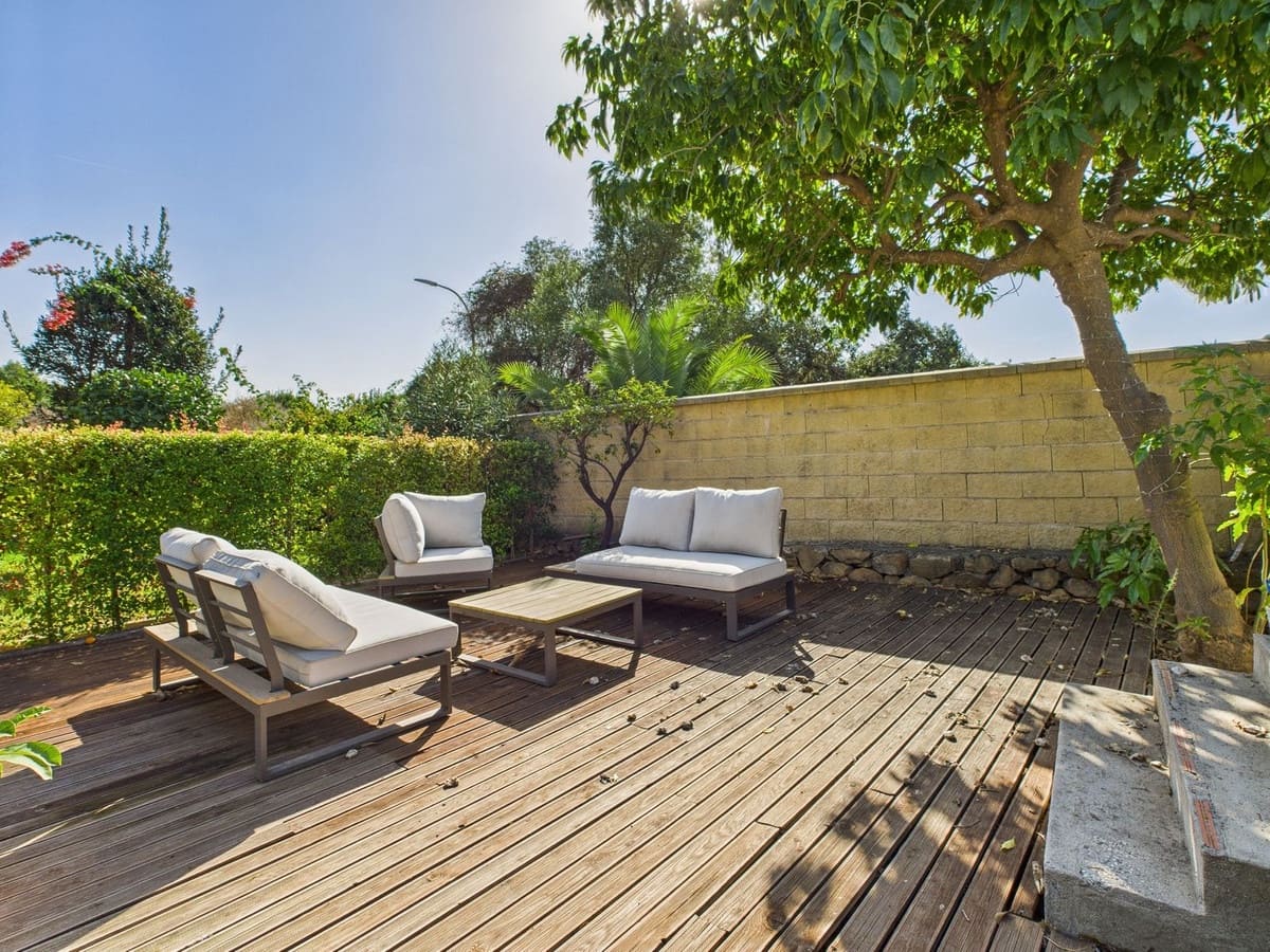 4 bedroom Villa for sale in El Padron - € 795,000 (Ref: 9422199)