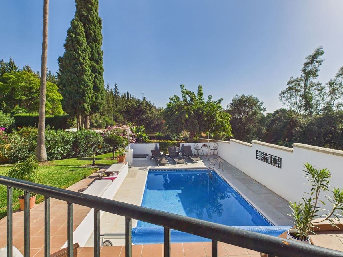 4 bedroom Villa for sale in El Padron - € 795,000 (Ref: 9422199)