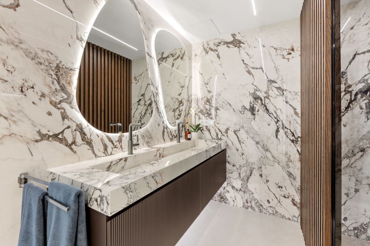 3 quarto Apartamento para venda em Los Monteros - 2 450 000 € (Ref: 9437679)