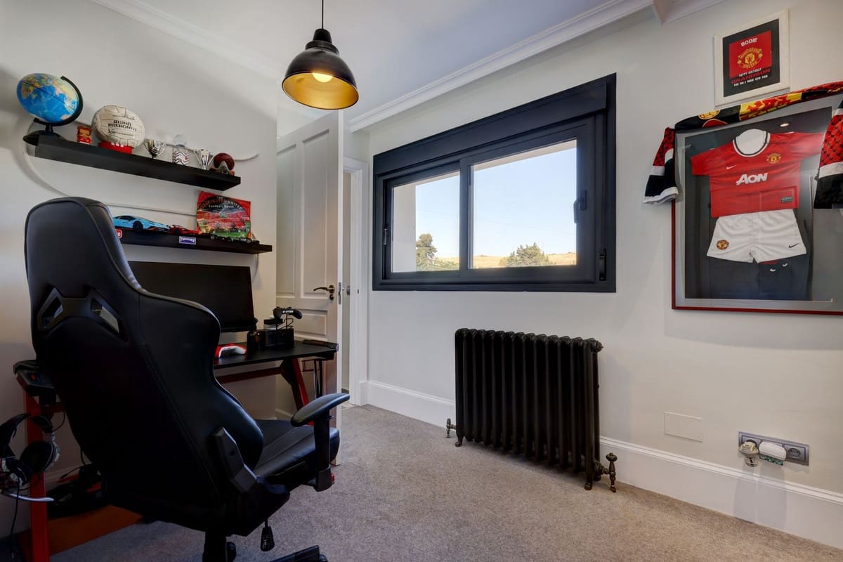 4 bedroom Villa for sale in Casares - € 2,250,000 (Ref: 9500096)