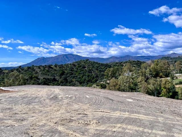 Bouwgrond te koop in Estepona - € 695.000 (Ref: 9500114)