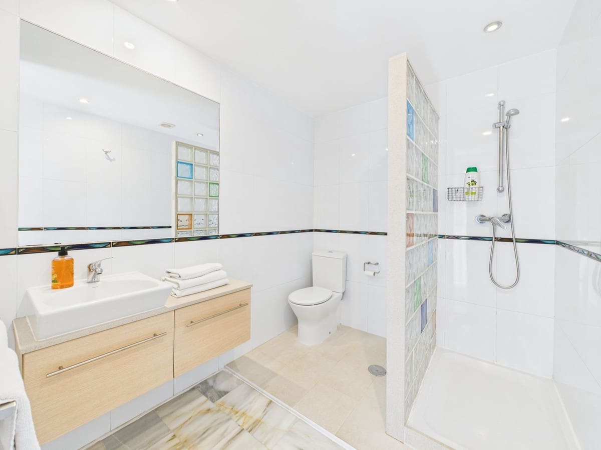 1 sypialnia Apartament na sprzedaż w Estepona - 249 000 € (Ref: 9503807)