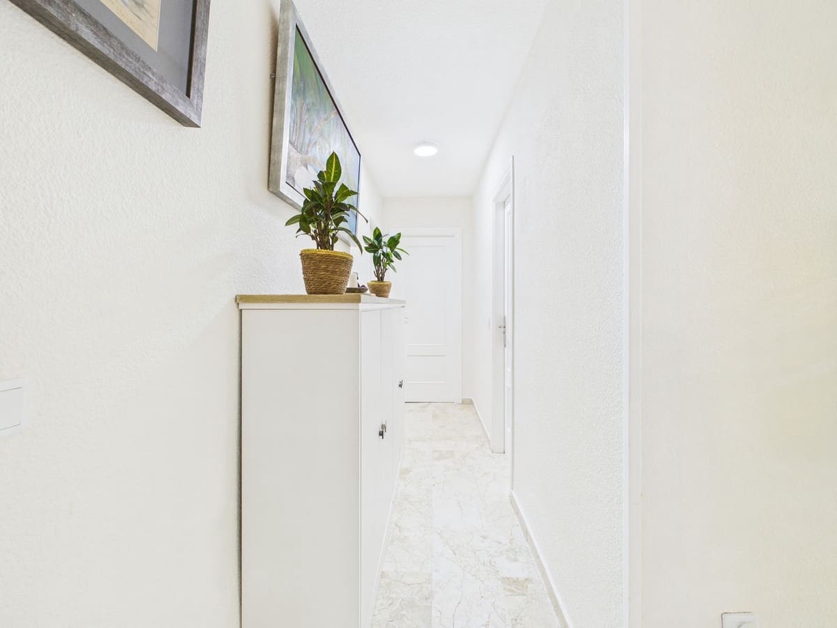 Apartamento de 2 habitaciones en Estepona en venta - 560.000 € (Ref: 9529394)