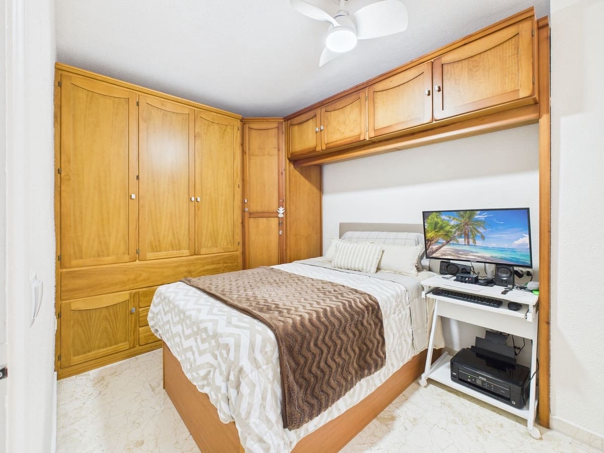 Apartamento de 2 habitaciones en Estepona en venta - 560.000 € (Ref: 9529394)