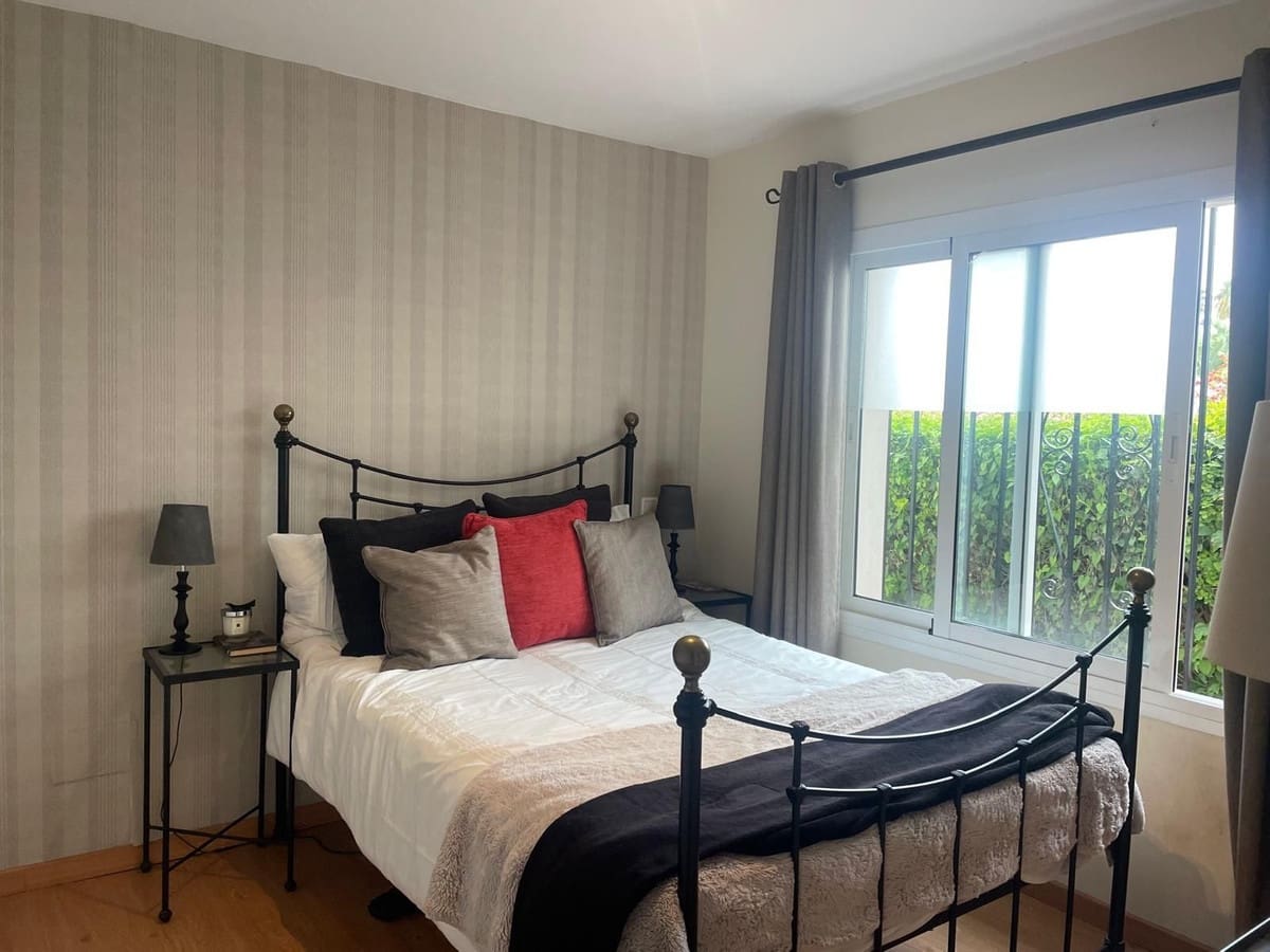 Chalet de 6 habitaciones en Marbella en venta - 1.795.000 € (Ref: 9529397)