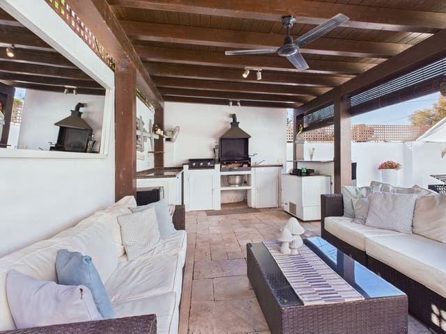 6 chambre Villa/Maison à vendre à Marbella - 1 795 000 € (Ref: 9529397)