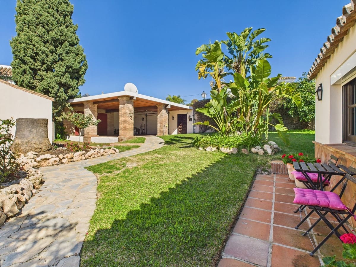 6 chambre Villa/Maison à vendre à Marbella - 1 795 000 € (Ref: 9529397)