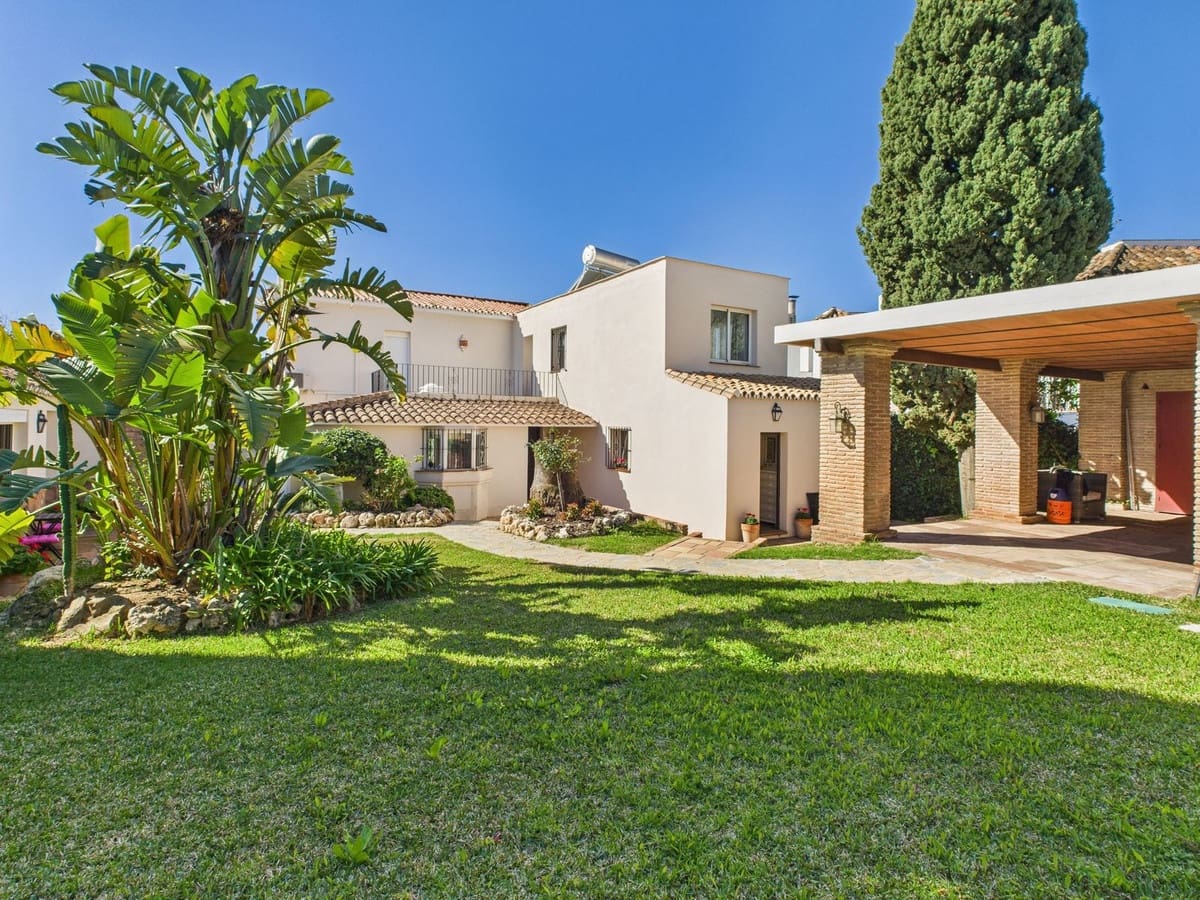 6 chambre Villa/Maison à vendre à Marbella - 1 795 000 € (Ref: 9529397)