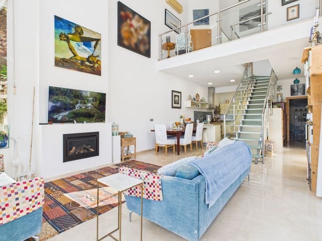 4 soveværelse Villa til salg i Estepona - € 1.195.000 (Ref: 9529398)