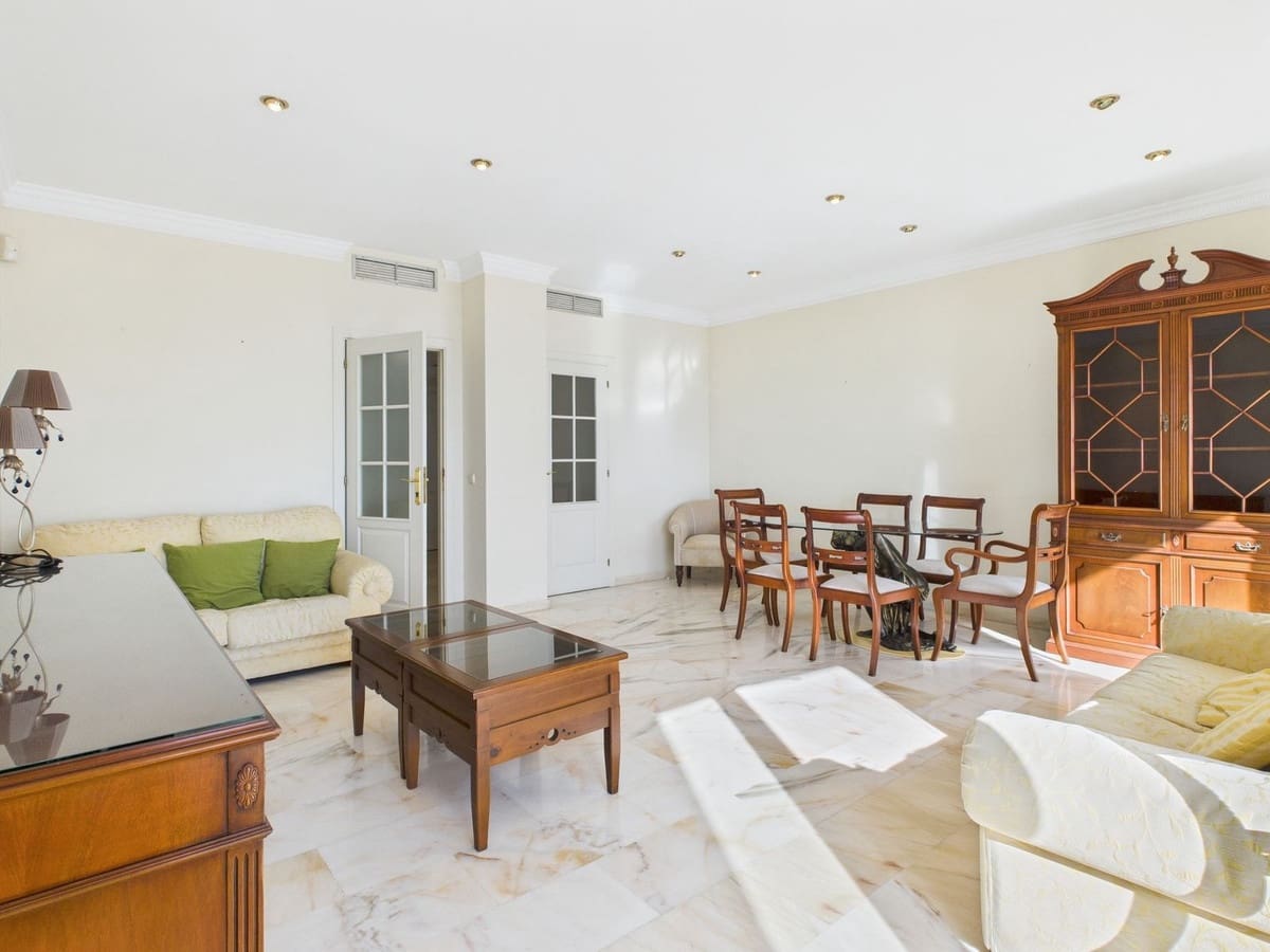 3 camera da letto Appartamento in vendita in Estepona - 950.000 € (Rif: 9542991)