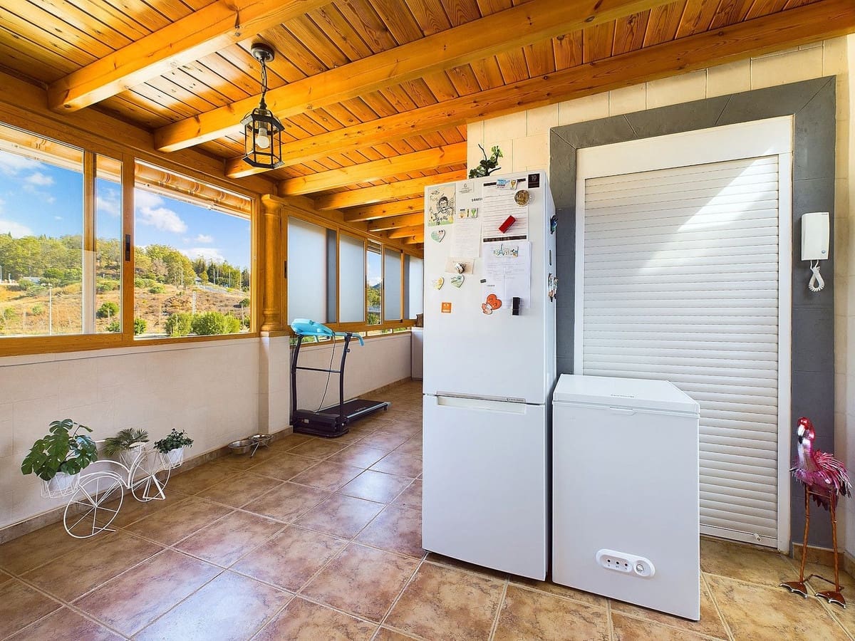 3 quarto Apartamento para venda em Estepona - 700 000 € (Ref: 9550570)