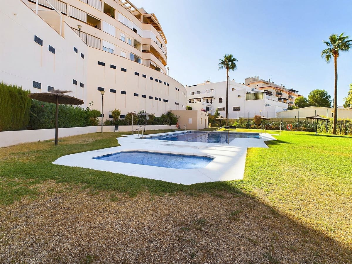 3 quarto Apartamento para venda em Estepona - 700 000 € (Ref: 9550570)