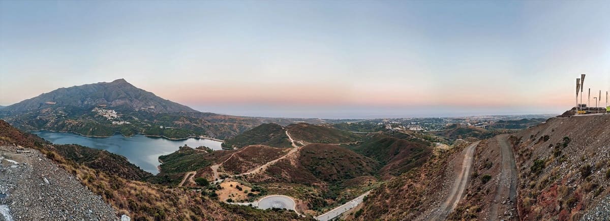 3 quarto Apartamento para venda em Benahavis - 2 100 000 € (Ref: 9550571)