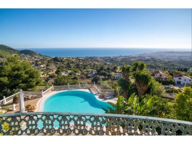 Chalet de 6 habitaciones en Mijas en venta - 1.950.000 € (Ref: 9698065)