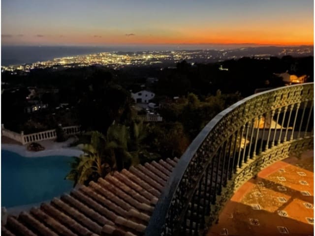 Chalet de 6 habitaciones en Mijas en venta - 1.950.000 € (Ref: 9698065)