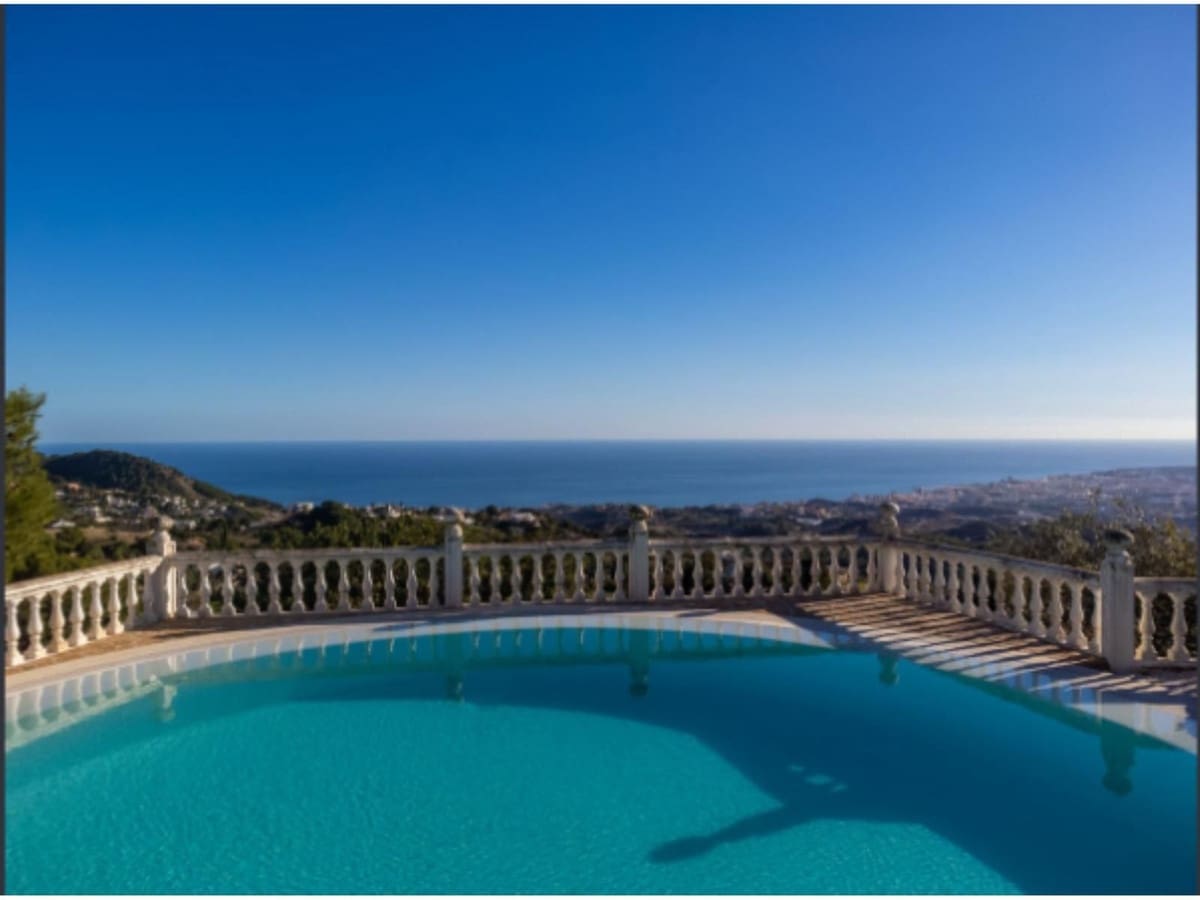 Chalet de 6 habitaciones en Mijas en venta - 1.950.000 € (Ref: 9698065)