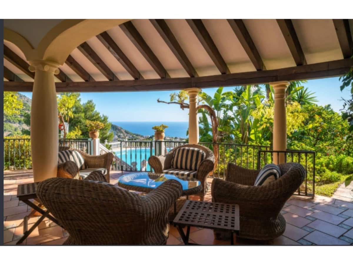 Chalet de 6 habitaciones en Mijas en venta - 1.950.000 € (Ref: 9698065)