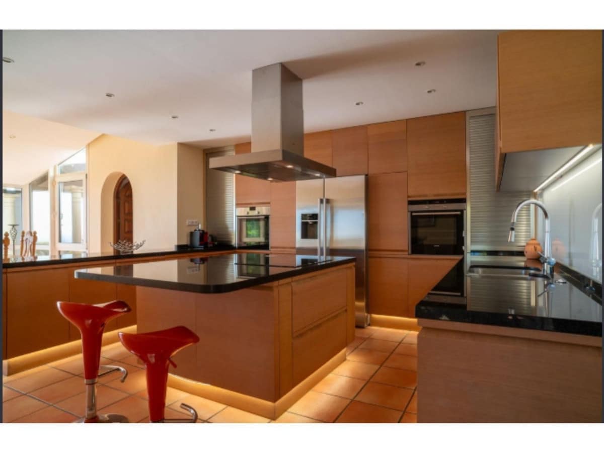 Chalet de 6 habitaciones en Mijas en venta - 1.950.000 € (Ref: 9698065)