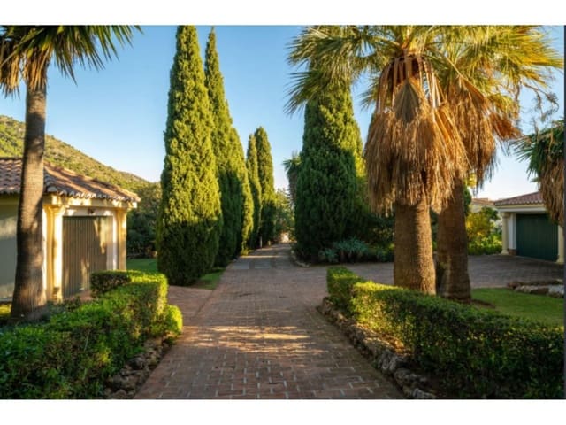 Chalet de 6 habitaciones en Mijas en venta - 1.950.000 € (Ref: 9698065)