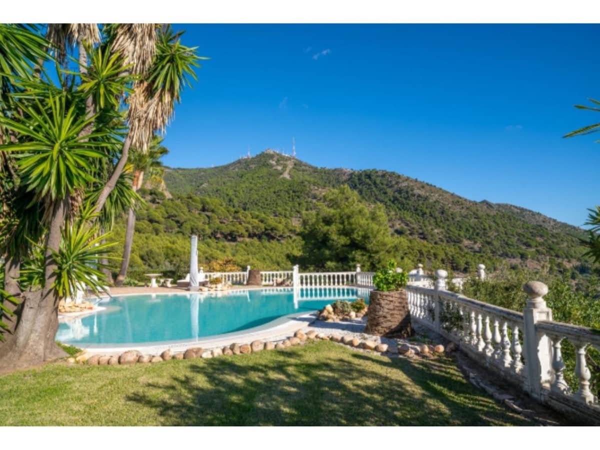 Chalet de 6 habitaciones en Mijas en venta - 1.950.000 € (Ref: 9698065)