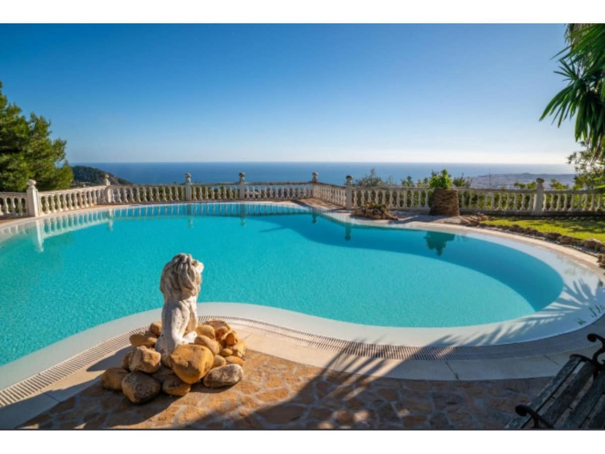 Chalet de 6 habitaciones en Mijas en venta - 1.950.000 € (Ref: 9698065)