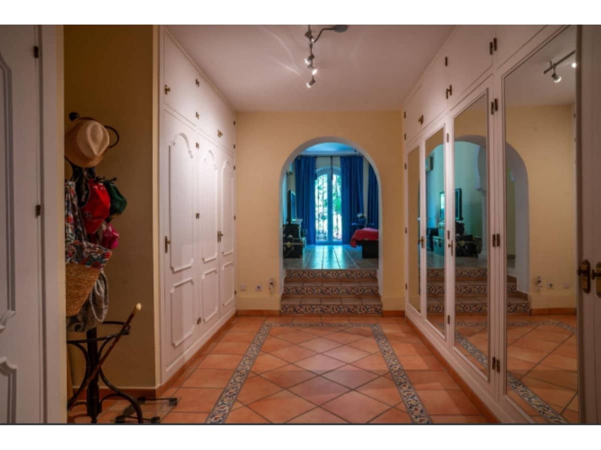 Chalet de 6 habitaciones en Mijas en venta - 1.950.000 € (Ref: 9698065)