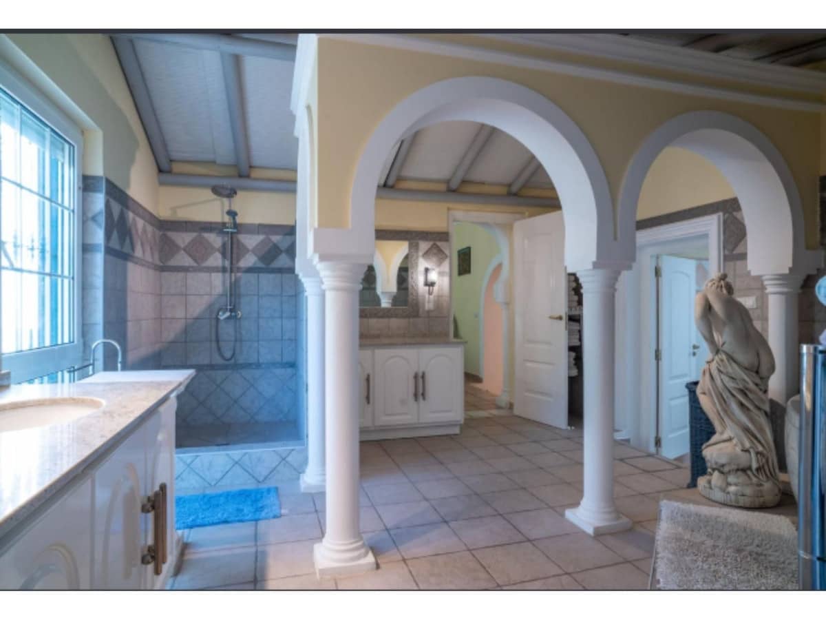 Chalet de 6 habitaciones en Mijas en venta - 1.950.000 € (Ref: 9698065)