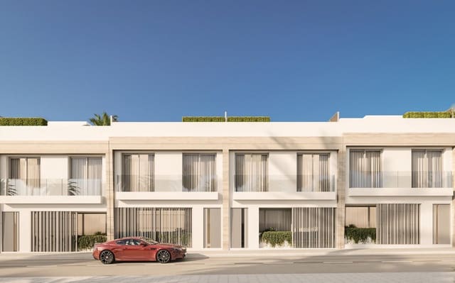 4 soveværelse Byhus til salg i San Pedro de Alcantara, Marbella - € 1.204.970 (Ref: 9721047)