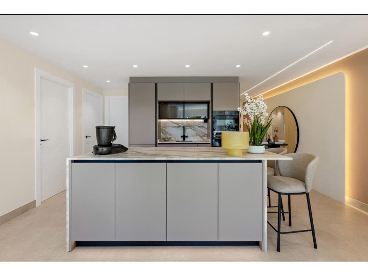 3 camera da letto Appartamento in vendita in New Golden Mile - 1.495.000 € (Rif: 9780079)