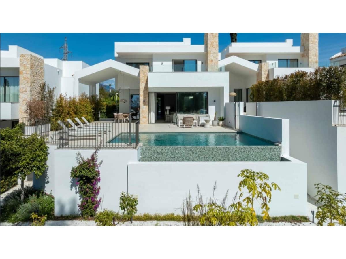 5 soverom Villa til salgs i San Pedro de Alcantara - € 3 695 000 (Ref: 9790208)