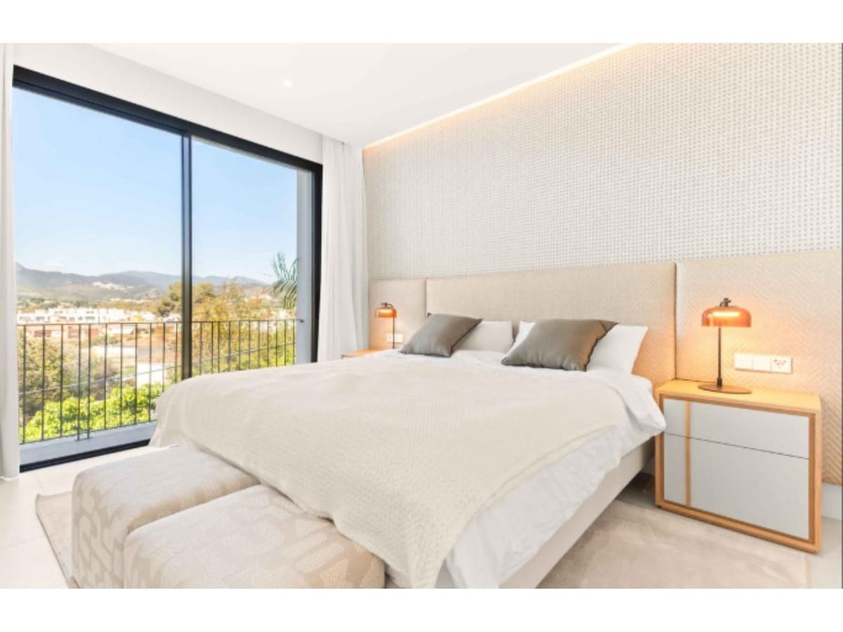 5 soverom Villa til salgs i San Pedro de Alcantara - € 3 695 000 (Ref: 9790208)