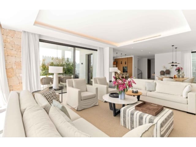 5 soveværelse Villa til salg i San Pedro de Alcantara, Marbella - € 3.695.000 (Ref: 9790208)