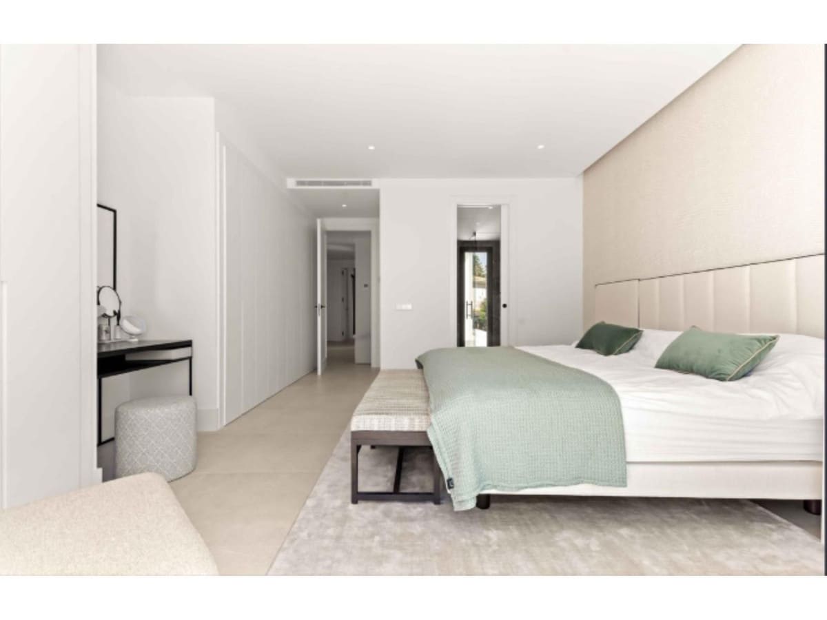 5 soverom Villa til salgs i San Pedro de Alcantara - € 3 695 000 (Ref: 9790208)