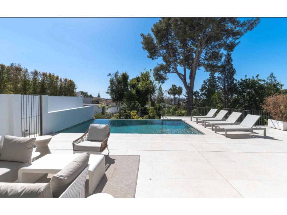 5 soverom Villa til salgs i San Pedro de Alcantara - € 3 695 000 (Ref: 9790208)