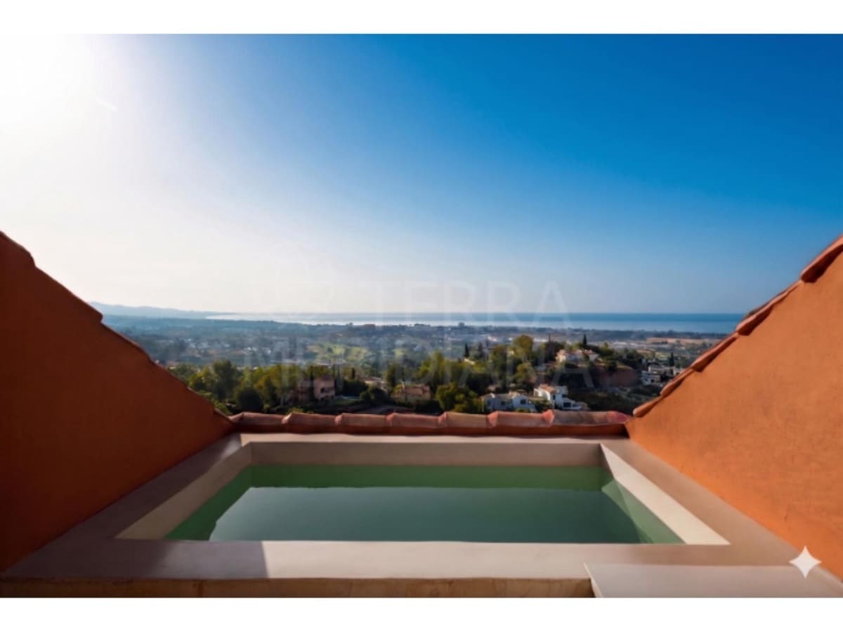 4 bedroom Apartment for sale in Benahavis - € 1,595,000 (Ref: 9794032)