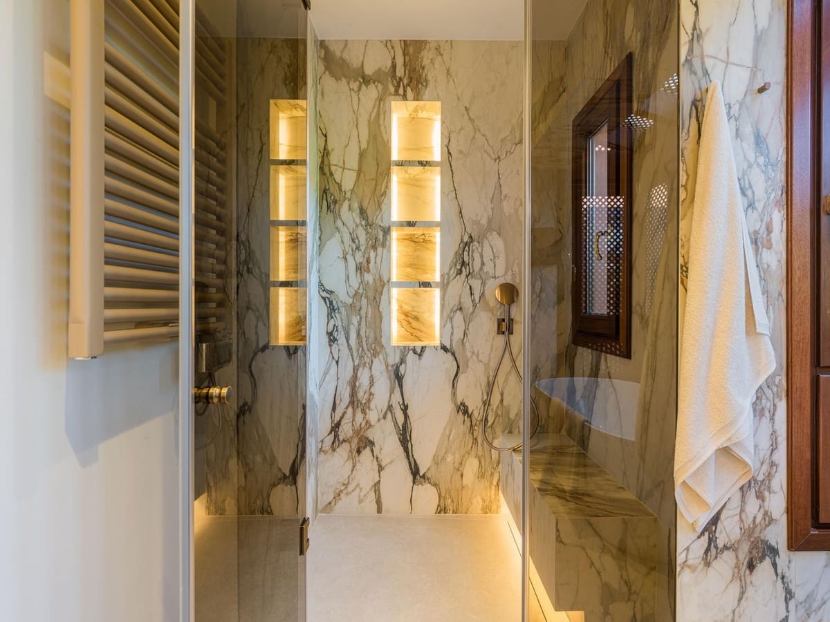 3 makuuhuone Huoneisto myytävänä paikassa New Golden Mile - 4 995 000 € (Ref: 9794033)