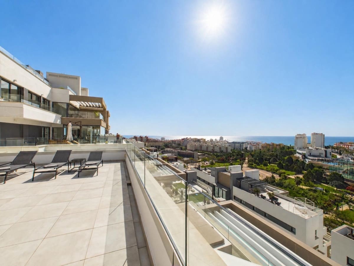 4 Zimmer Apartment zu verkaufen in Estepona - 1.250.000 € (Ref: 9806034)