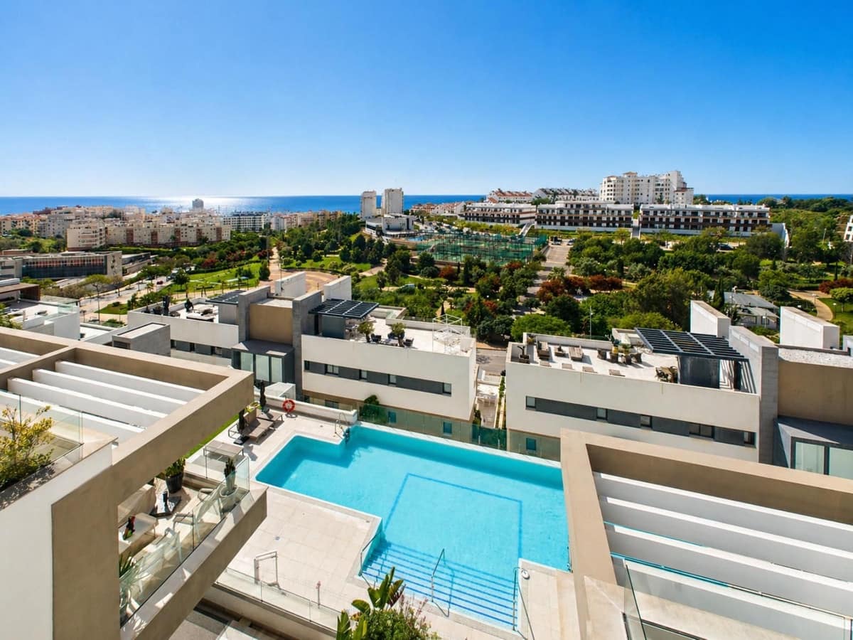4 Zimmer Apartment zu verkaufen in Estepona - 1.250.000 € (Ref: 9806034)