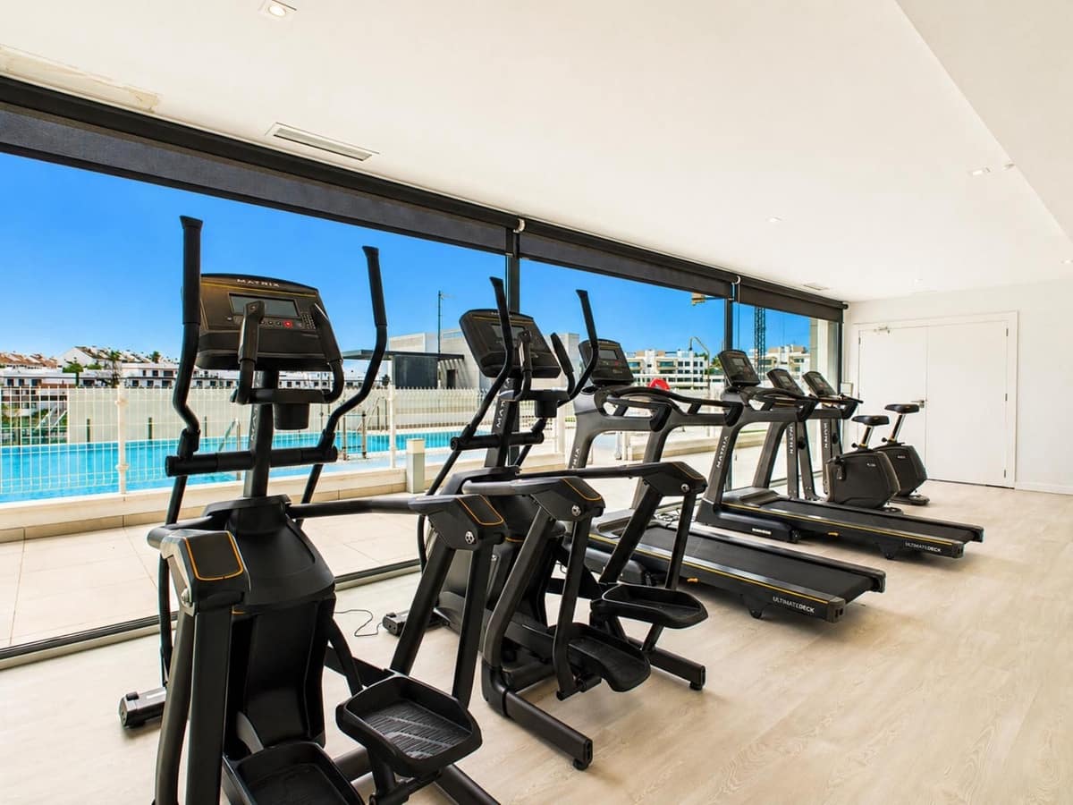4 Zimmer Apartment zu verkaufen in Estepona - 1.250.000 € (Ref: 9806034)